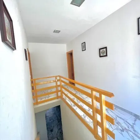 Maravillosa Con Piscina Y Barbacoa